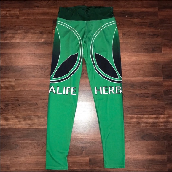 NWOT Work Out Pants. OSFM - Picture 1 of 1